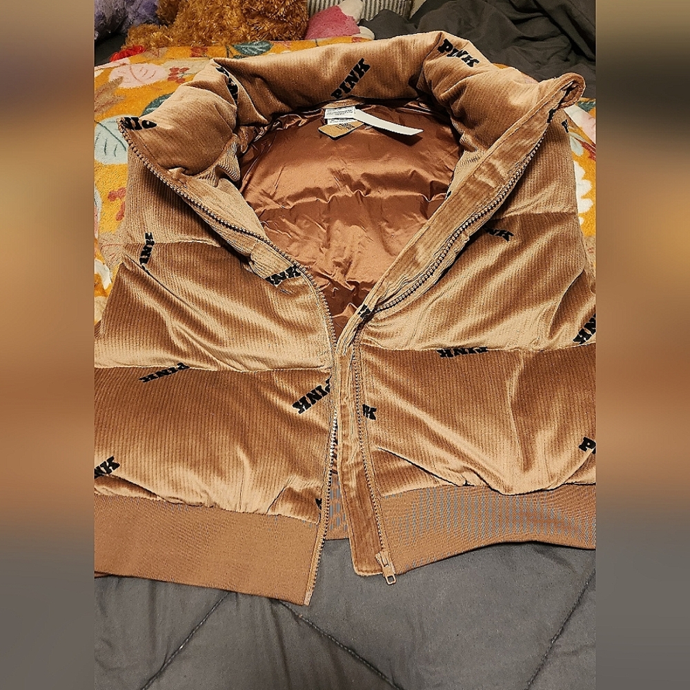 VS PINK ribbed velour puffer vest.
